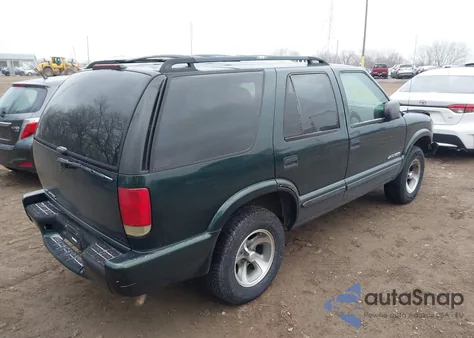 2004 Chevrolet Blazer Ls from USA, damaged, VIN 1GNCS13X24K108384